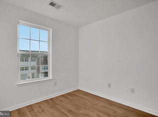 23 Tidewater Ter, Falling Waters, WV 25419