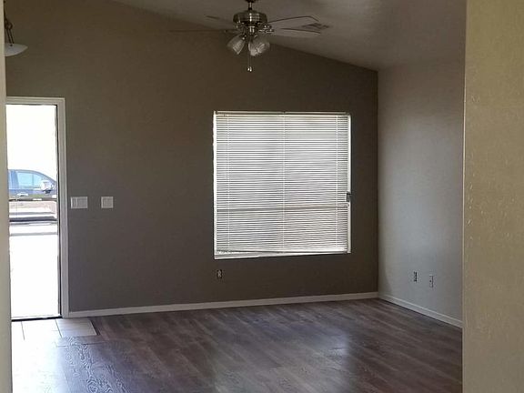 3rd image of 12517 N 123rd Dr