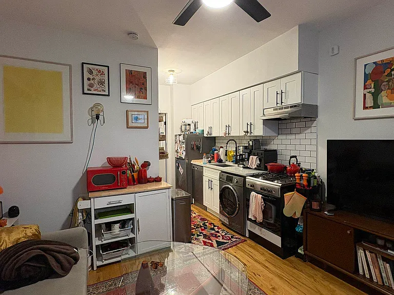 113 N 8th St #1RR — Photo 2