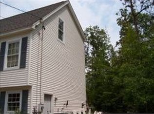 37 Dow Ln, Center Barnstead, NH 03225