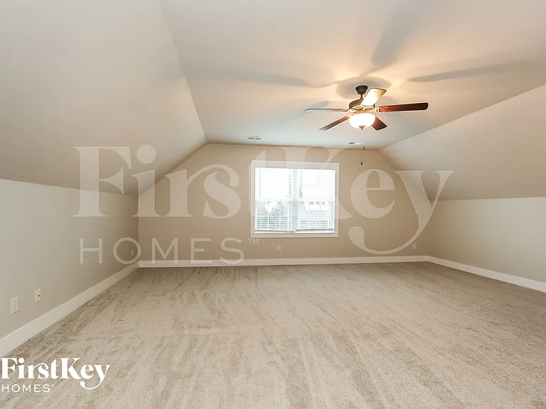 1072 Harper Dean Way — Photo 9