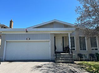 23 Pineway Blvd #BASEMENT, Toronto, ON M2H 1A3
