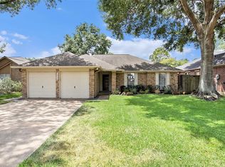 5613 Village Park Dr, Katy, TX 77493
