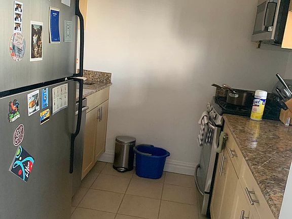 5th image of 244 W 48th St #41A