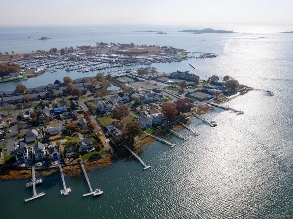 15 Sylvester Court, Norwalk, CT 06855