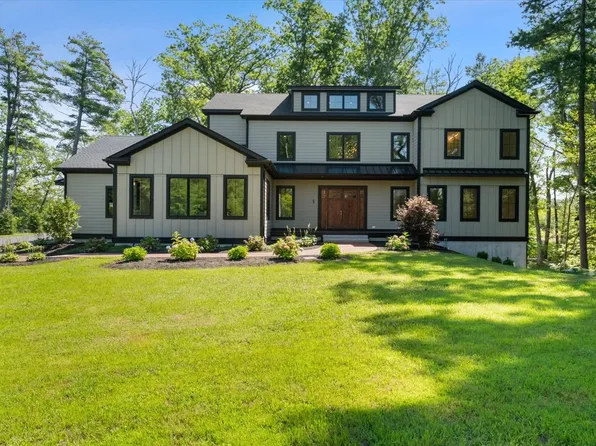 5 Swan View Common Dr, Northborough, MA 01532