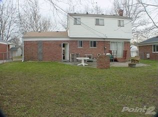 23038 Glenmoor Heights Dr, Farmington Hills, MI