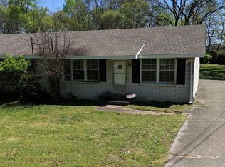 2634 Somerset Dr, Nashville, TN 37217