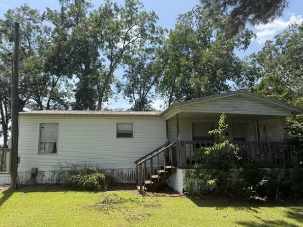 148 Davis St, Ty Ty, GA 31795
