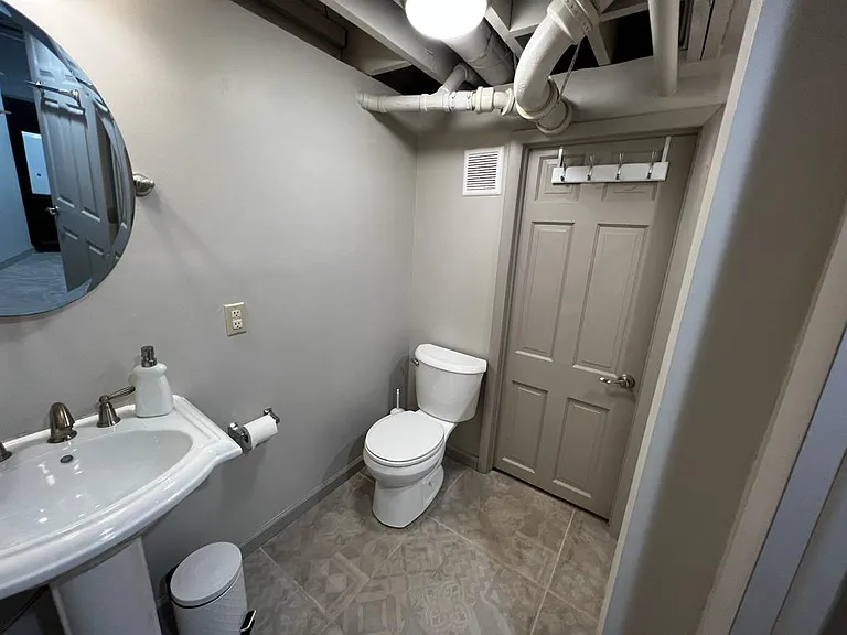 1518 Cecilia Dr — Photo 8