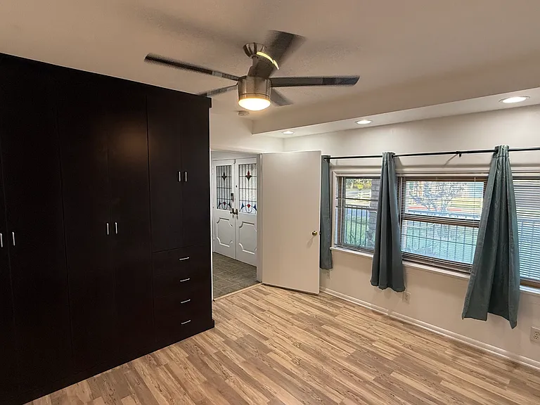 10257 Olive St — Photo 21