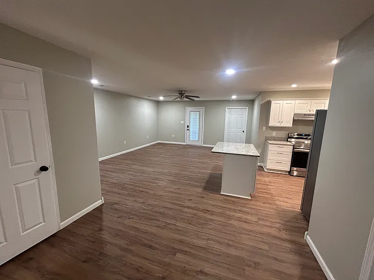 205 Coakley St — Photo 16