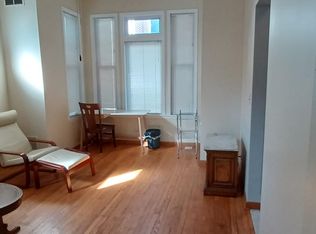 1829 W Melrose St APT 2R, Chicago, IL 60657