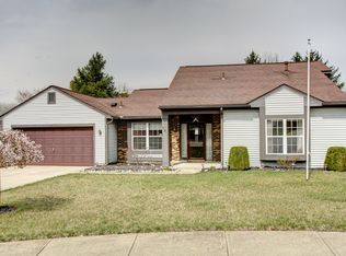 762 Hunters Ridge Dr, Fairborn, OH 45324