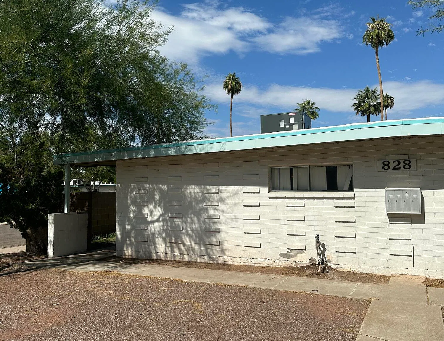 2 bed, 1.0 bath, 640 sqft, $1,150 — Photo 1