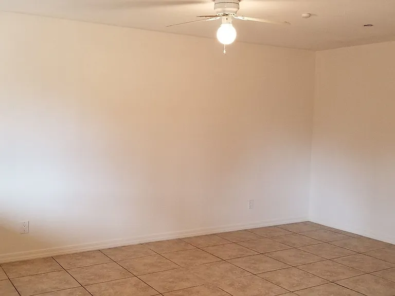 3208 N 67th Pl — Photo 3