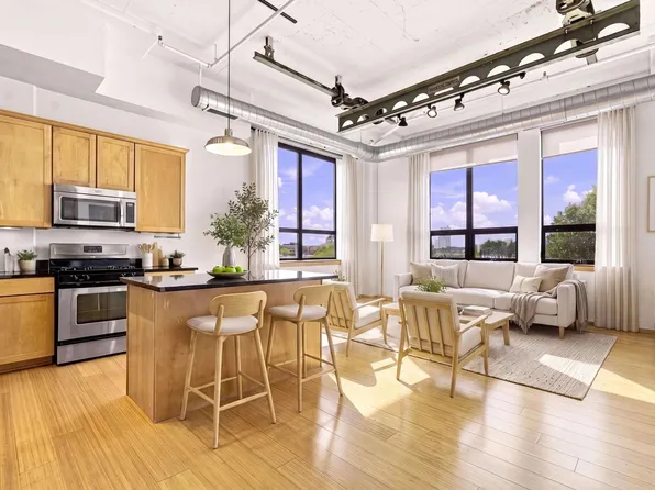 1701 Madison St NE Unit 310, Minneapolis, MN 55413
