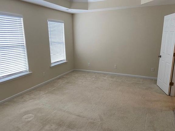 4th image of 1420 Independence Blvd