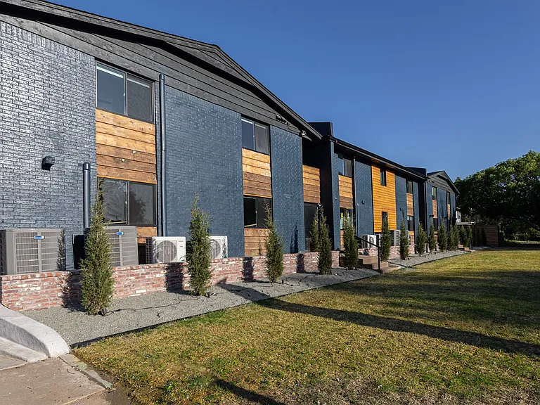 Atrium Apartments — Photo 47