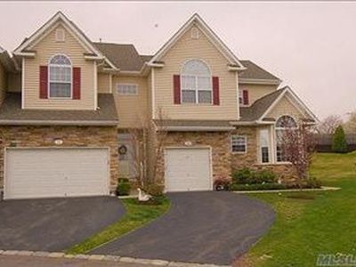 25 Mohannis Way, Kings Park, NY, 11754