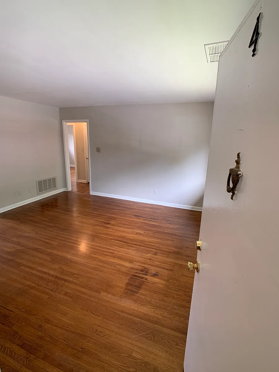 Building Photo - 2000 Molton Ct #2