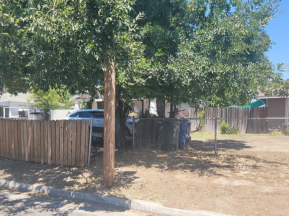 2nd image of 3875 E Thomas Ave