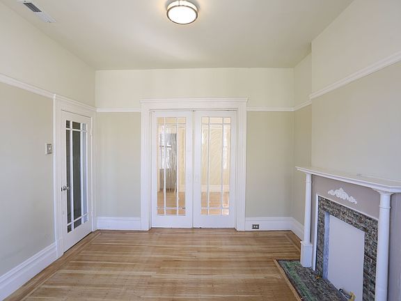 5th image of 3825 24th St #3825