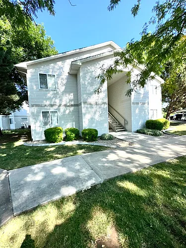 10700 W Halstead Ln #102 Photo 1