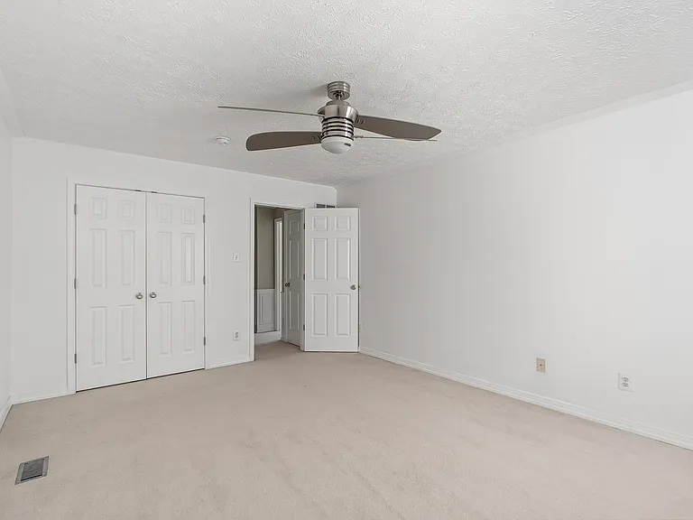 64 River View Dr — Photo 16