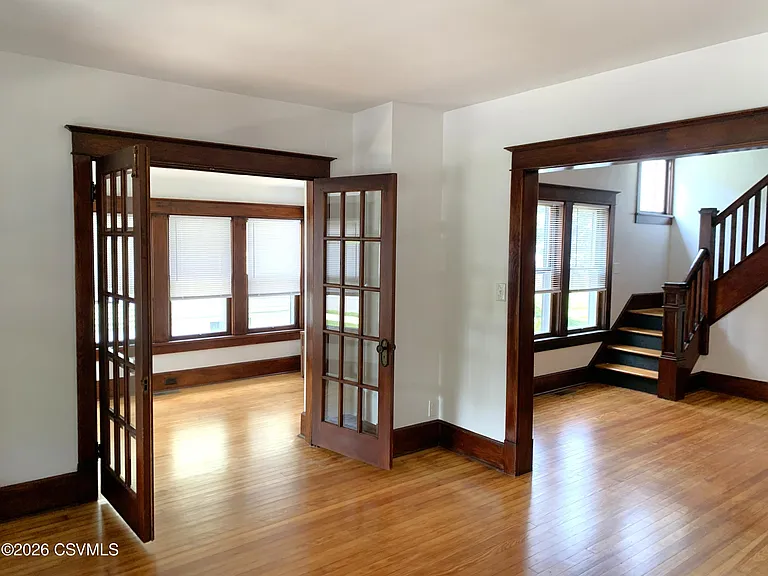 1004 W Market St — Photo 3