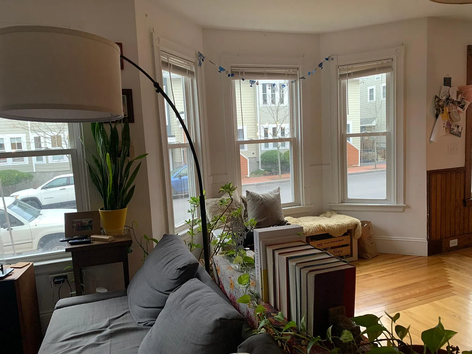 3 bed, 1350 sqft, $3,000 — Photo 3