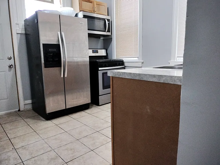 6719 S Sangamon St #1 — Photo 4