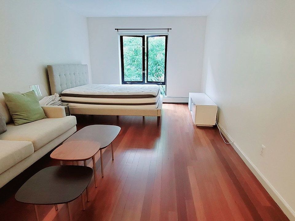 1st image of 225 E 58th St APT 3a