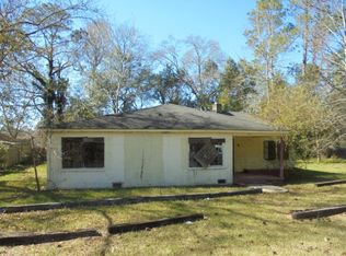 604 7th St SW, Moultrie, GA 31768