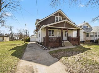4 Elmwood St NW, Grand Rapids, MI