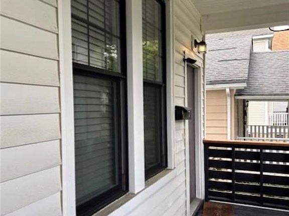 2nd image of 729 W 28th St