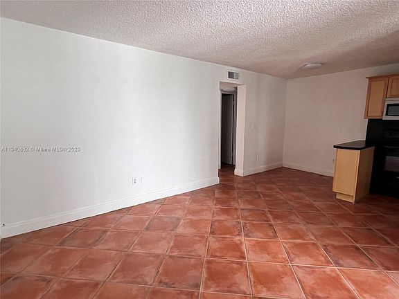 4th image of 1801 S Treasure Dr APT 324