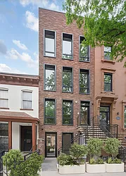 356 Quincy Street in Bedford-Stuyvesant