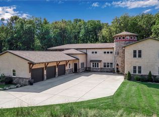 7956 Ellicott Rd, Orchard Park, NY 14127