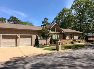 17 River Valley Rd, Little Rock, AR 72227