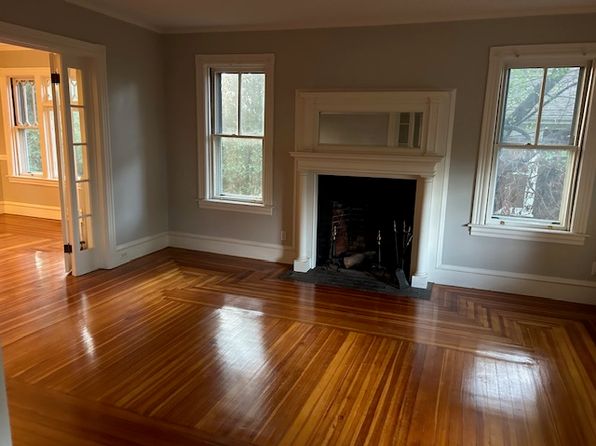 9 Linden Ave