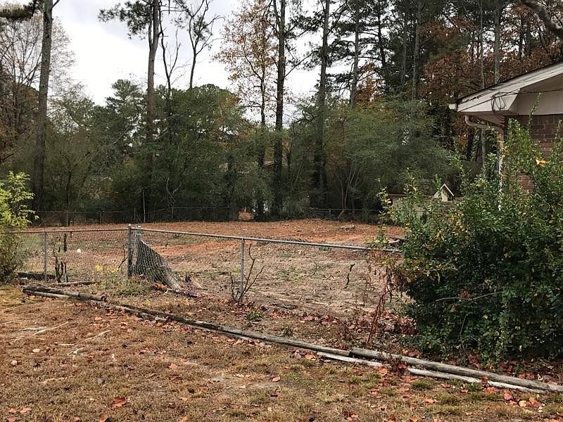 2nd image of 4593 Lavista Rd