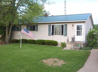 1940 Circle Dr, Fairgrove, MI 48733