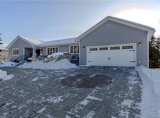 26 Crown Hill Cres, Saint John, NB E2K4P6