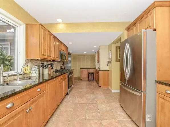 (undisclosed Address), Stony Brook, NY 11790
