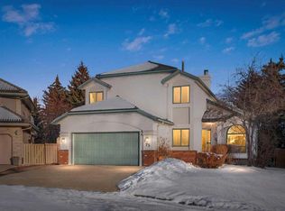 75 W Hawkside Close NW, Calgary, AB T3G3K6