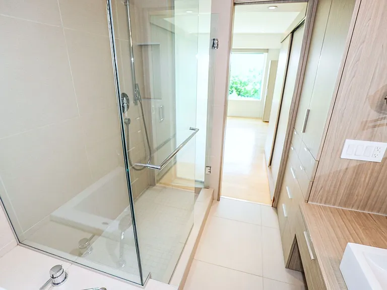 300 Waterfront Dr #502 — Photo 17