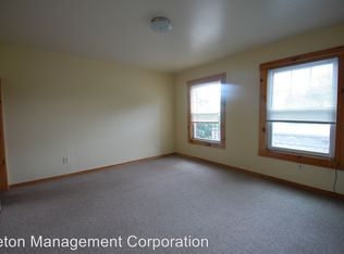 417 North St APT 02, Pittsfield, MA 01201