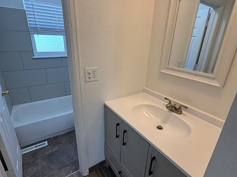8325 Fox St #8325 — Photo 17