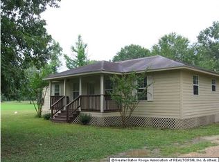 18695 McLin Rd, Livingston, LA 70754